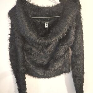 Forever 21 Faux Fur Pullover Sweater. Black, large